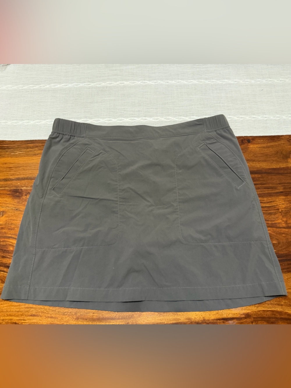 Woolrich L Gray Straight Skort with Front Pockets